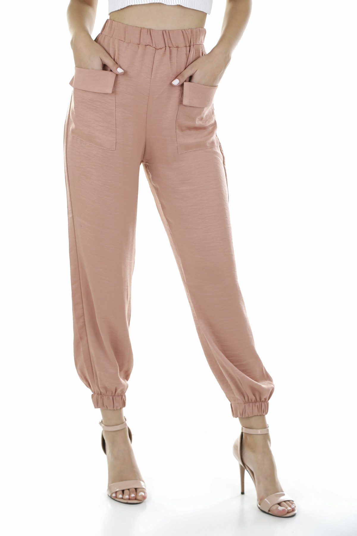Tailored Wide-Leg Trousers